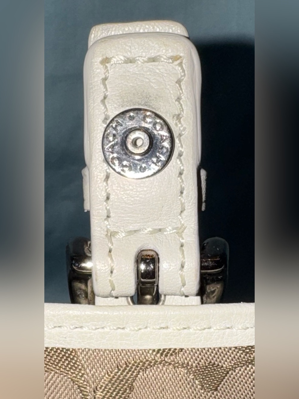 Coach Cream Wristlet Clutch With Dyst Bag - Picture 10 of 11